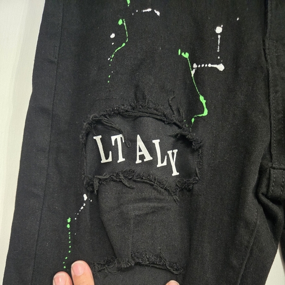 Unbranded Men's Black Distressed Jeans with Green Accents Sz 30 - Picture 8 of 10